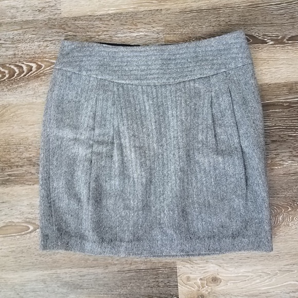 LOFT Dresses & Skirts - LOFT Ann Taylor Herringbone Skirt